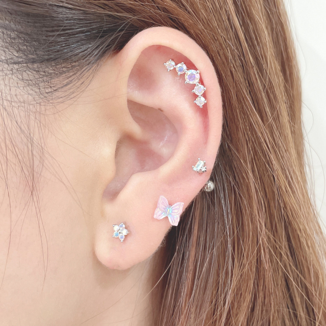 16G ］オーロラ CZ ちびちびフラワー flower ストレート 軟骨ピアス