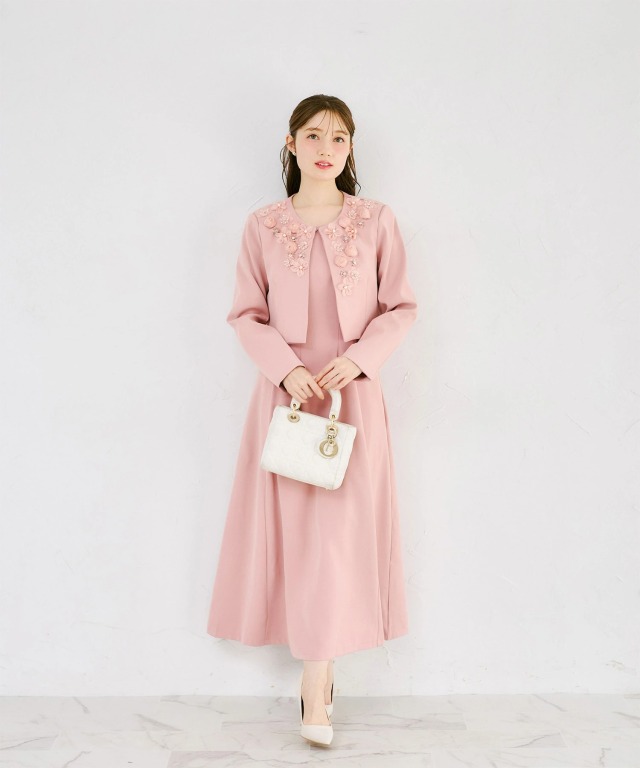 立体フラワーモチーフ付きジャケット×ノースリーブワンピースセットアップ