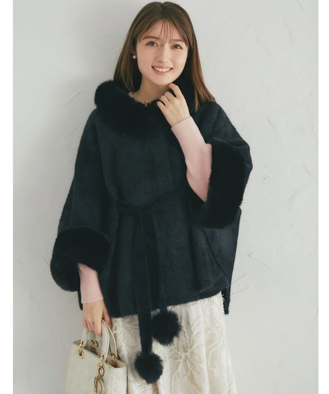 ファー付きポンチョ