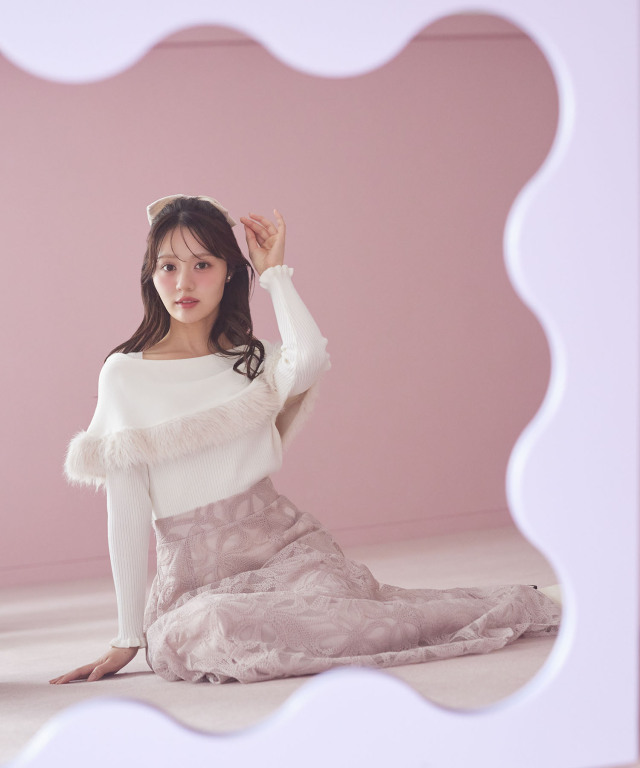 リボン刺繍シアーフレアスカート