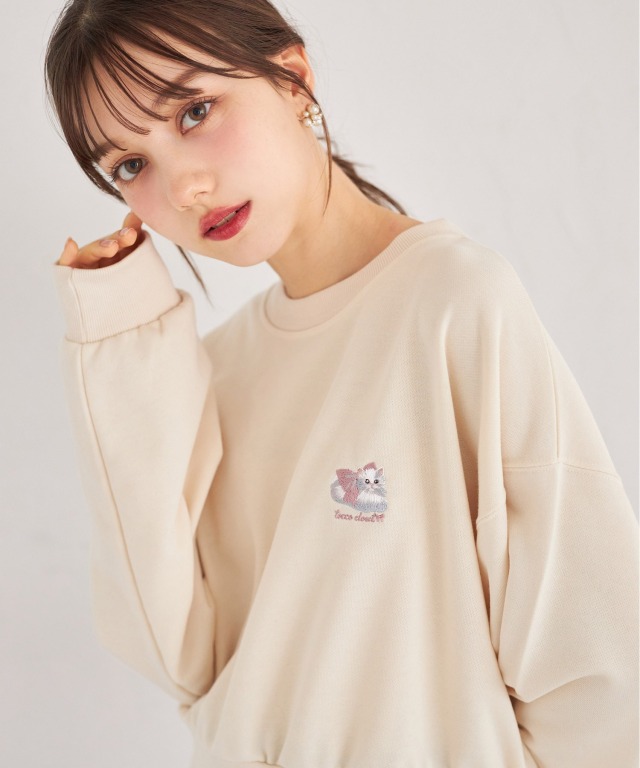 tocco cat刺繍入り裏毛スウェット