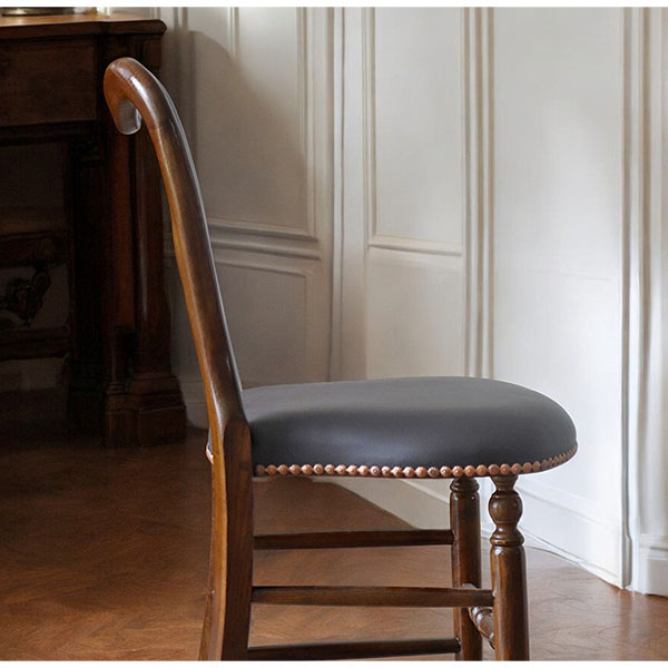 アンティークリプロダクト ミニバルーンチェア（ブラウンレザー