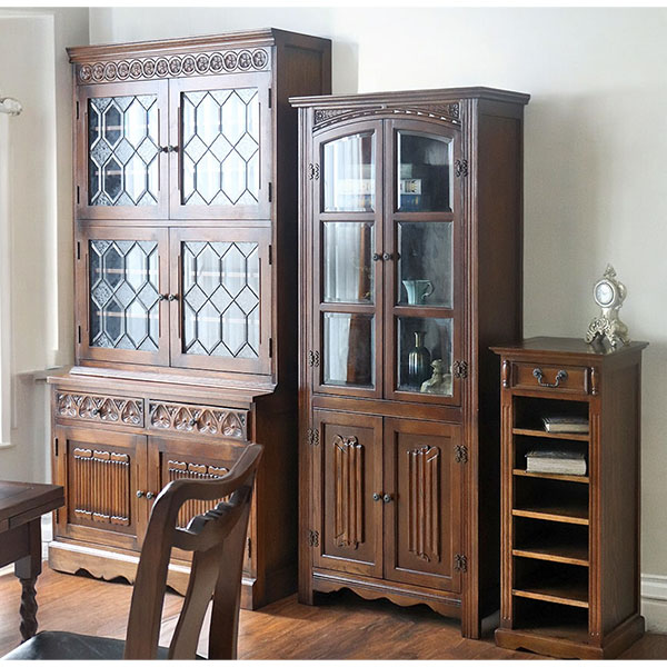 アンティークリプロダクト ステンドガラス使用 カップボード（食器棚