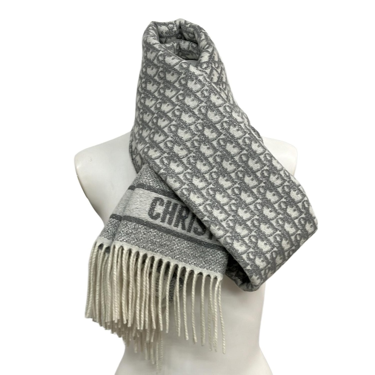 ふ*う様 ［難あり］クリスチャンディオール グレーとホワイトのロゴ