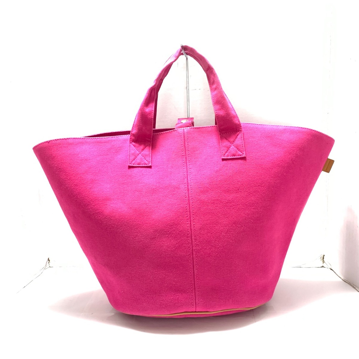 パニエドプラージュPMのトートバッグの買取【ブランディア】 (1ページ目)