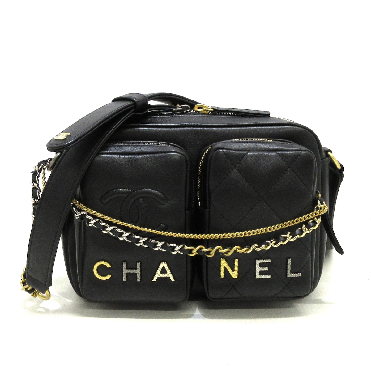 シャネル/ショルダーバッグ/スモール カメラ ケース/マトラッセ/黒