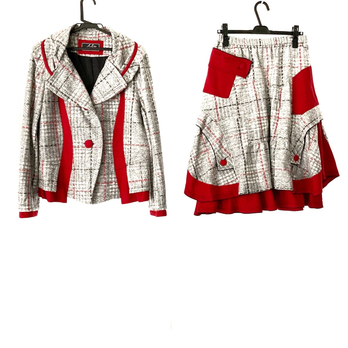 エイココンドウ/スカートスーツ/グレー×レッド×黒/サイズ：ジャケット