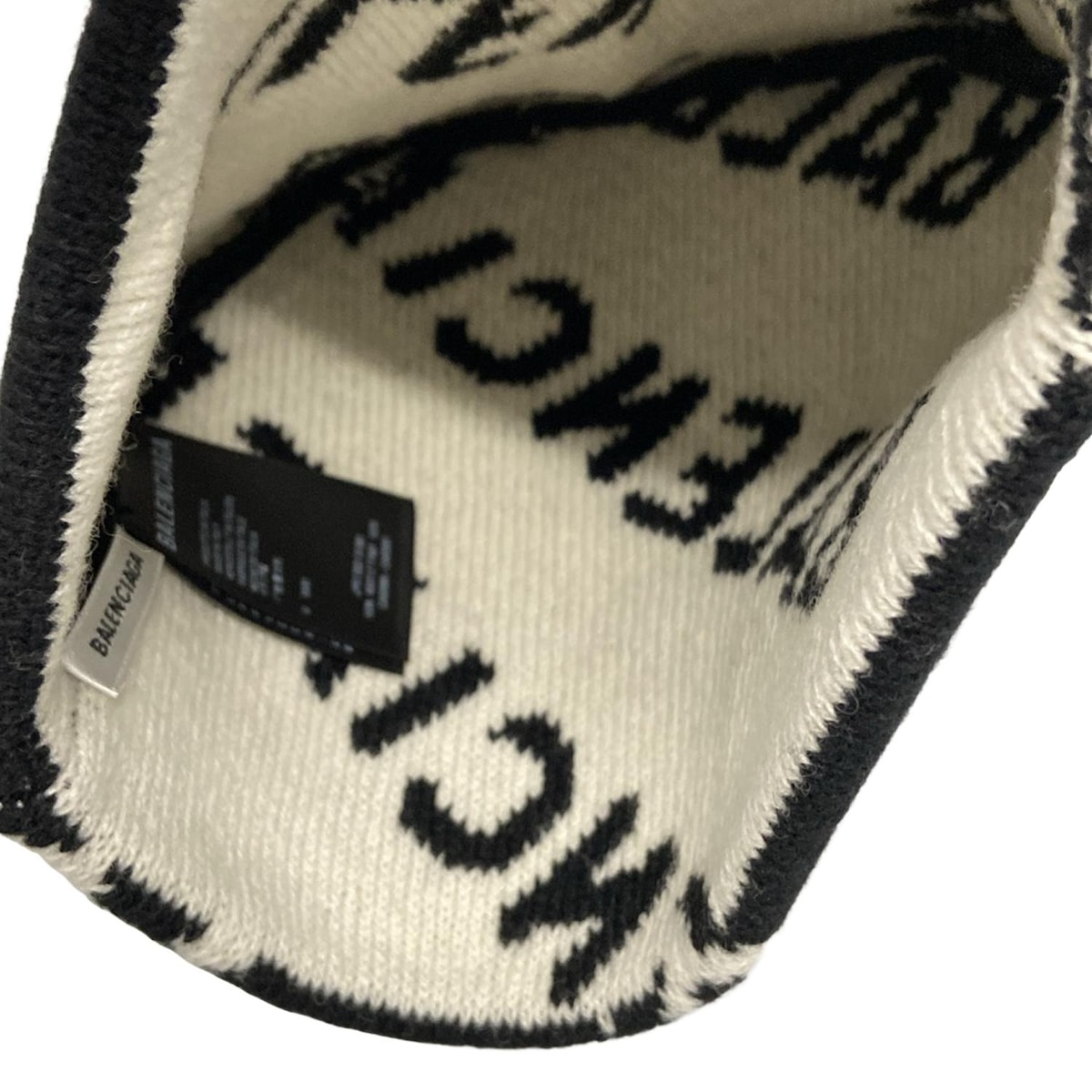 バレンシアガ ニット帽 55/61 ロゴ ビーニー 633717 黒×白 ウール