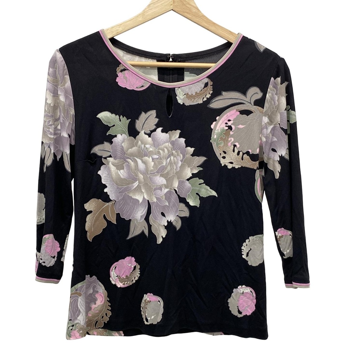 レオナール/カットソー/黒×ピンク×マルチ/サイズ：38の買取実績