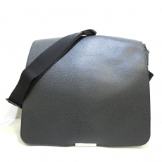 ルイヴィトンのM30142の買取 (1ページ目)