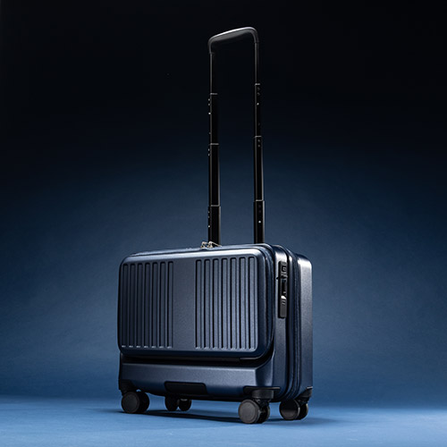 ANAオリジナル＞フロントオープン 横型ビジネスキャリー（36L）機内