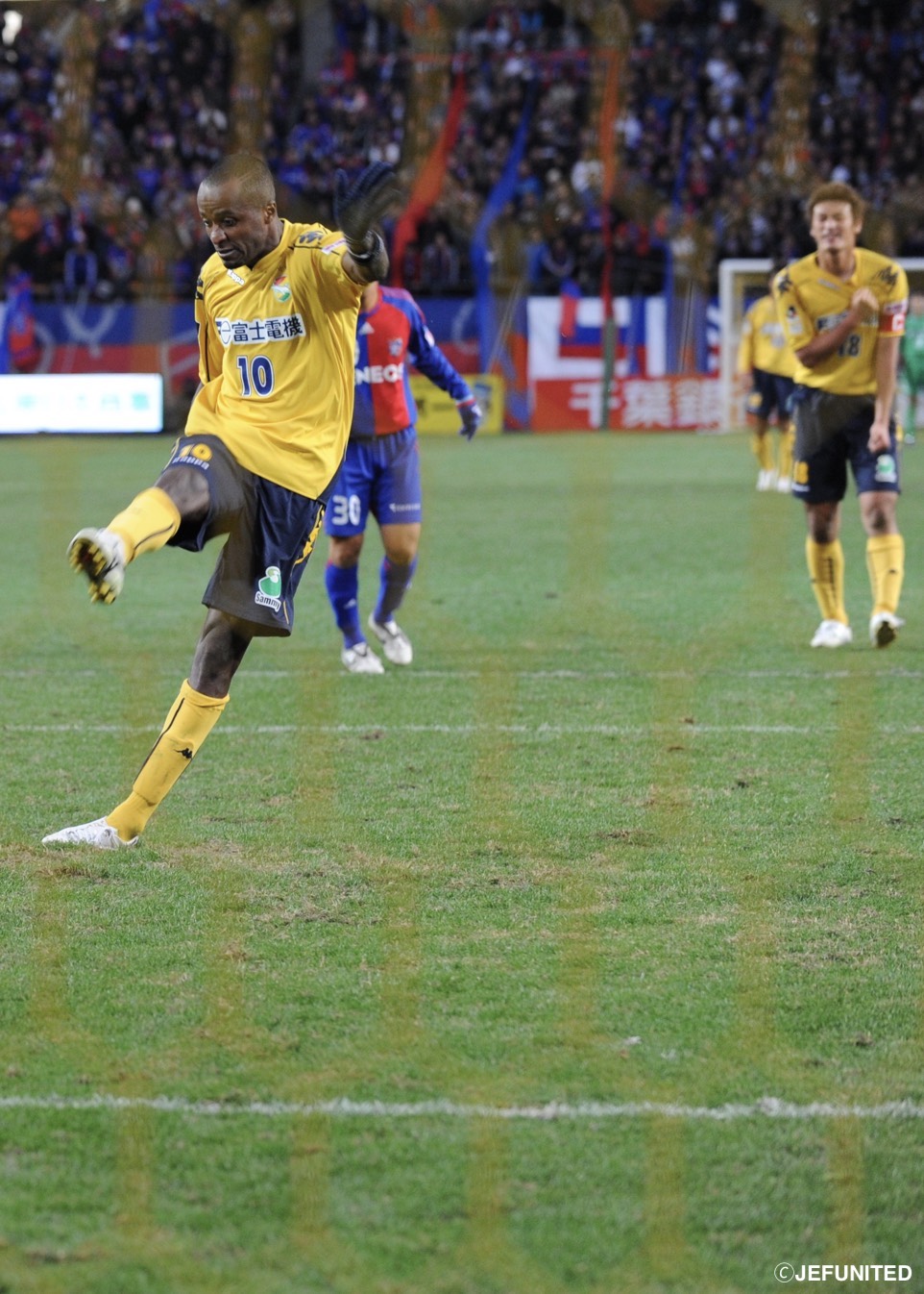 HATTRICK（ハットトリック）-選手の想いをファンへ届ける公式