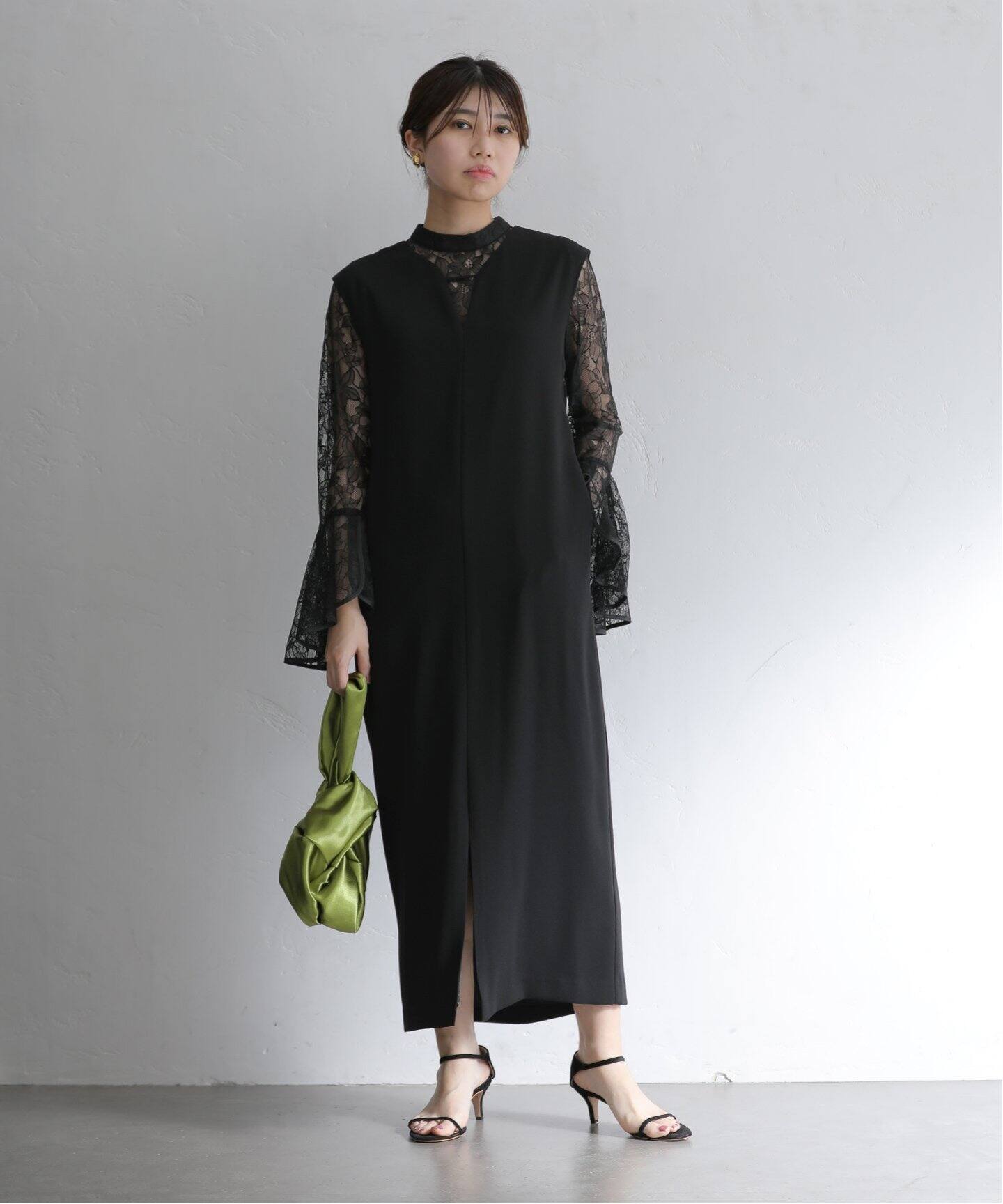 ベルスリーブスリットドレス（ドレス）｜La Totalite（ラ トータリテ