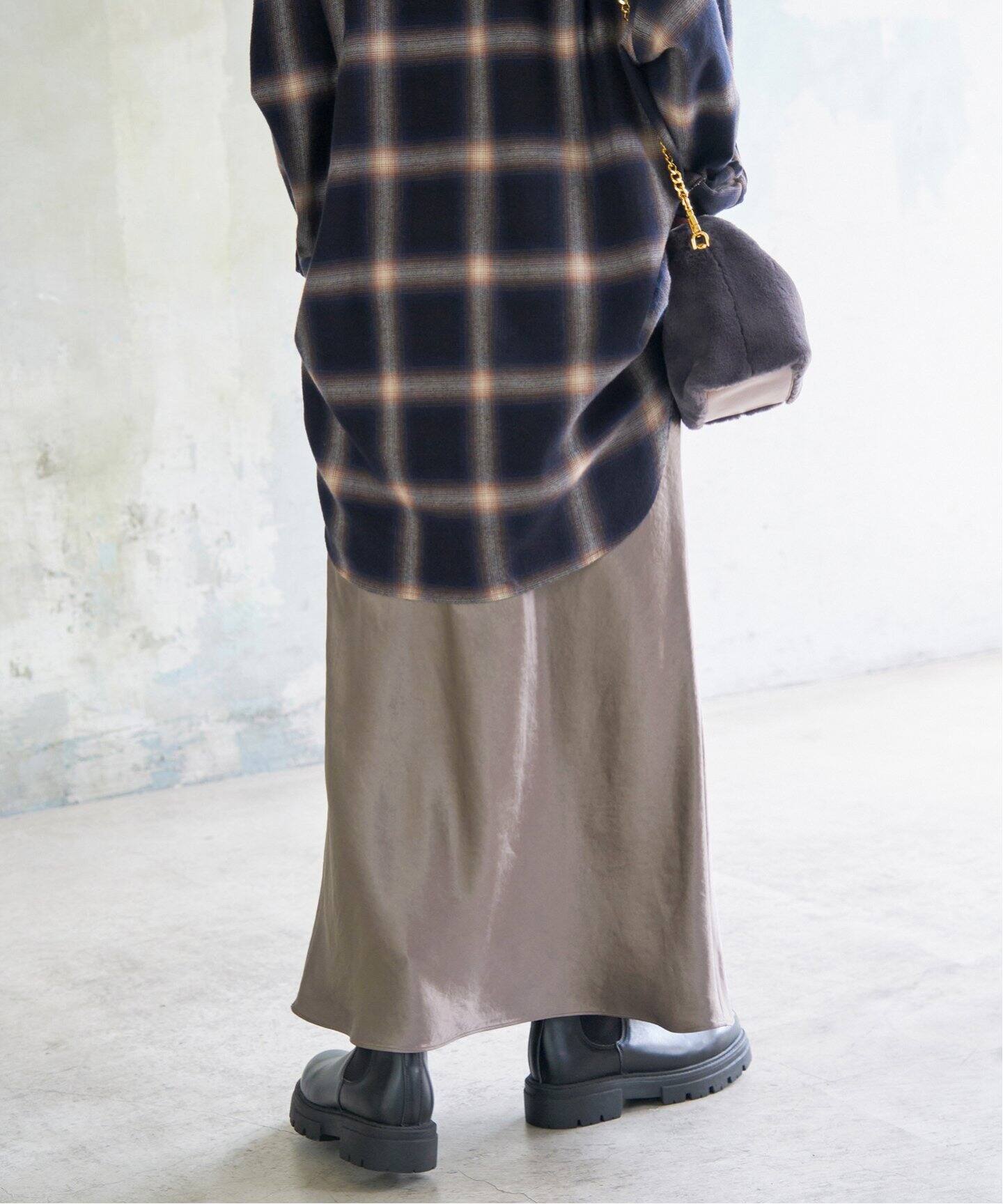 サテンフレアスカート（ロング・マキシ丈スカート）｜Spick and Span