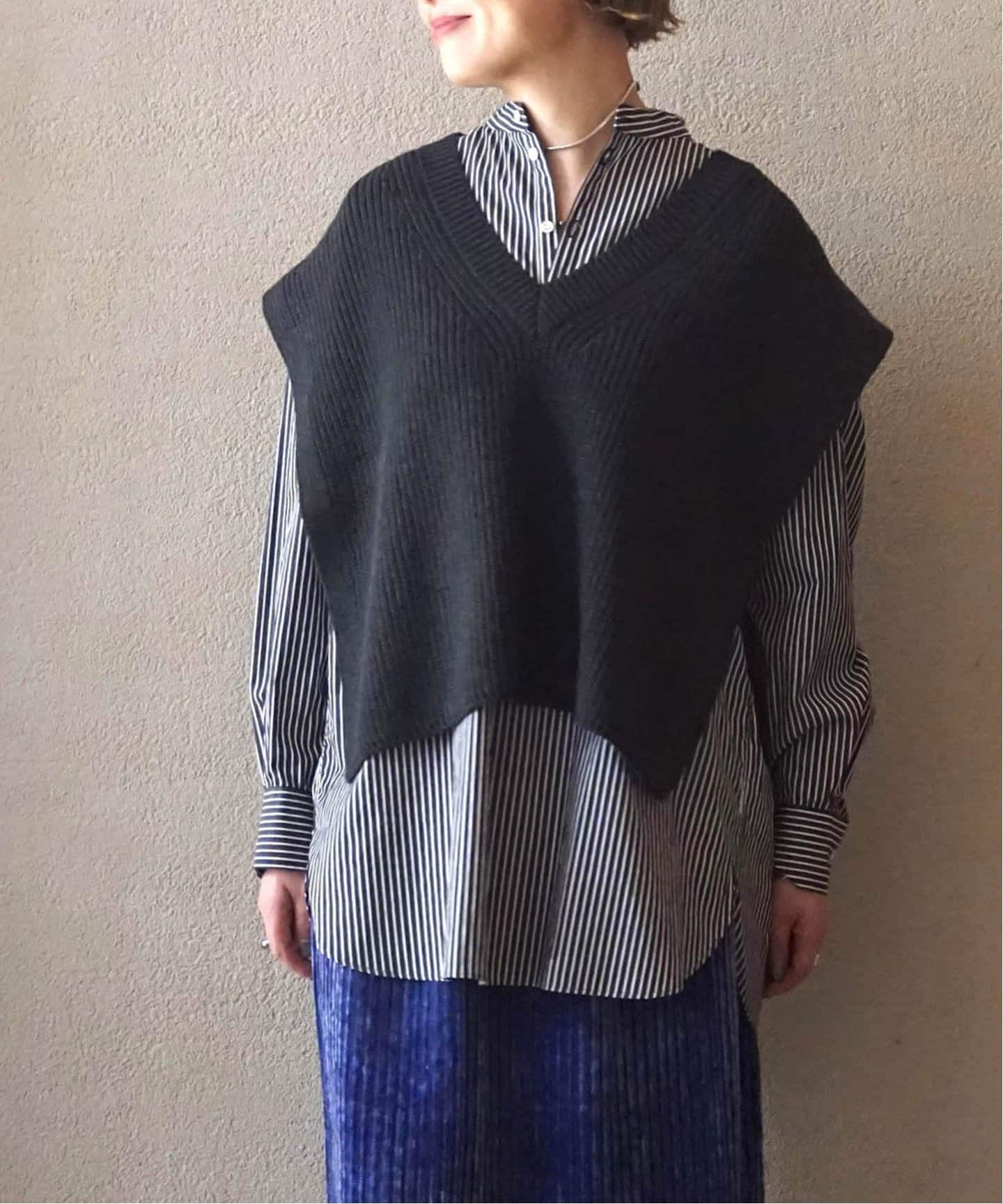 C/N/Wアゼ Vネックベスト（ベスト）｜journal standard luxe