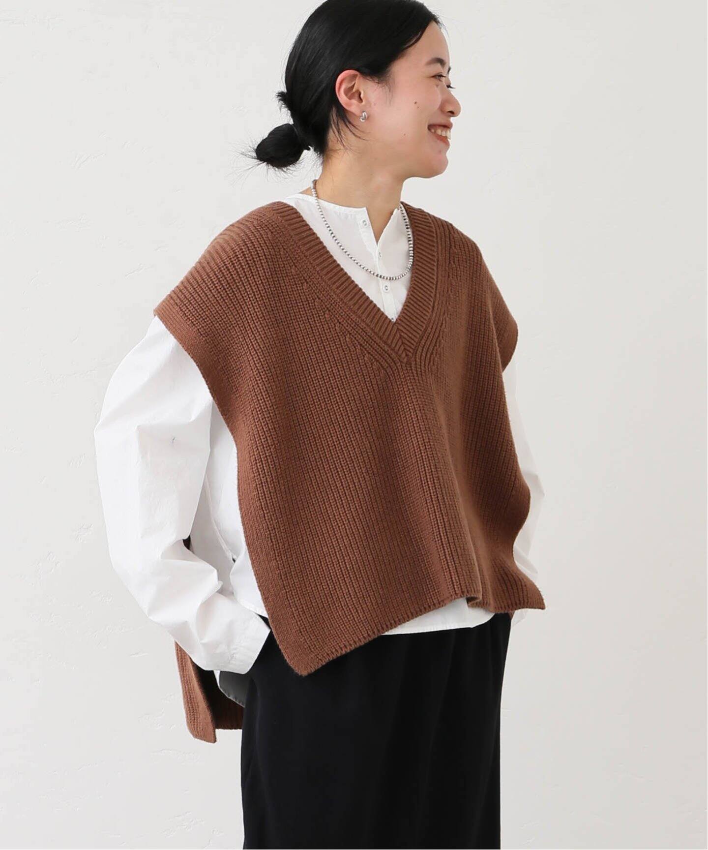 C/N/Wアゼ Vネックベスト（ベスト）｜journal standard luxe