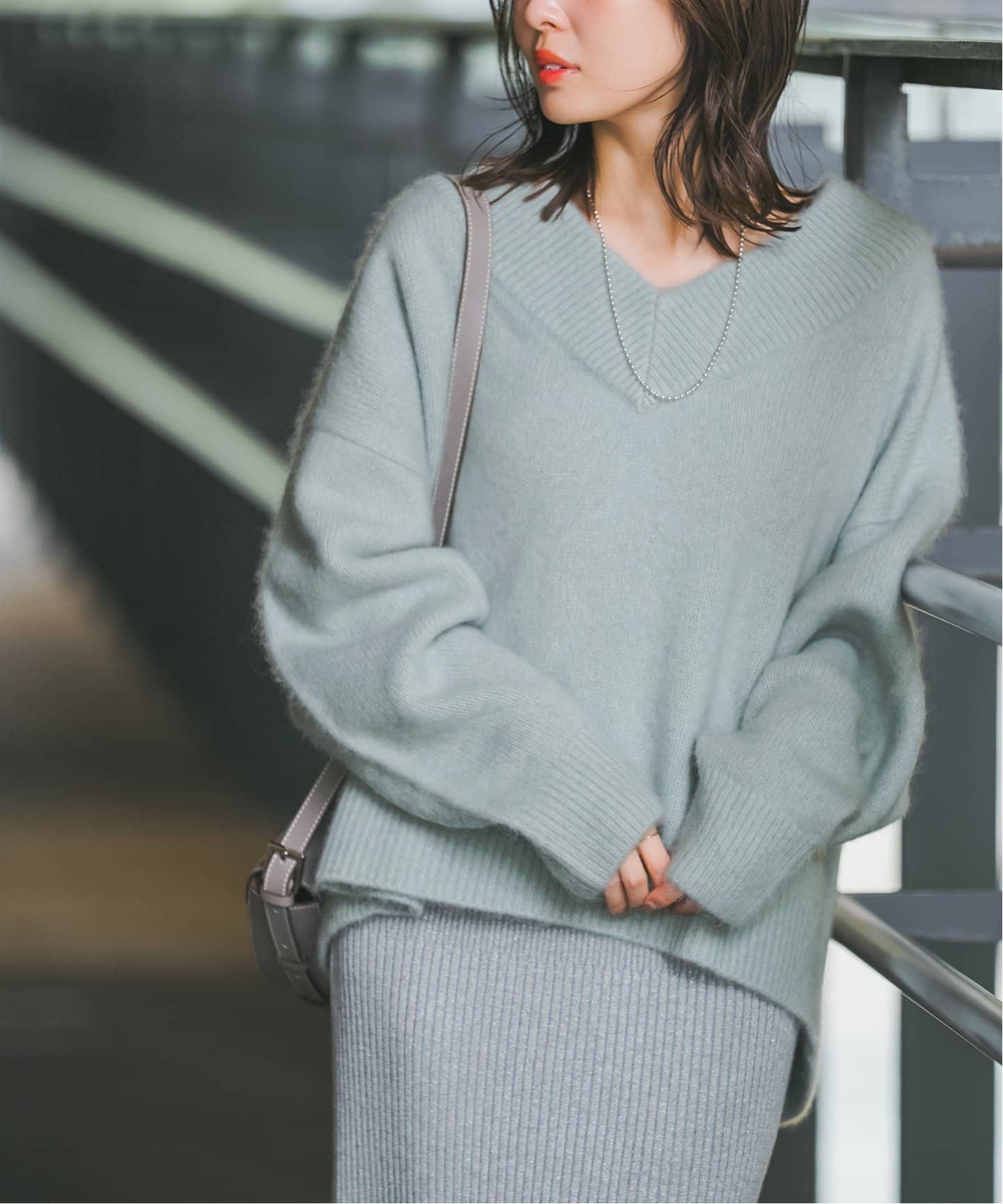 追加》YAK/ヤク ワイドVネックニット 3（ニット／セーター）｜NOBLE