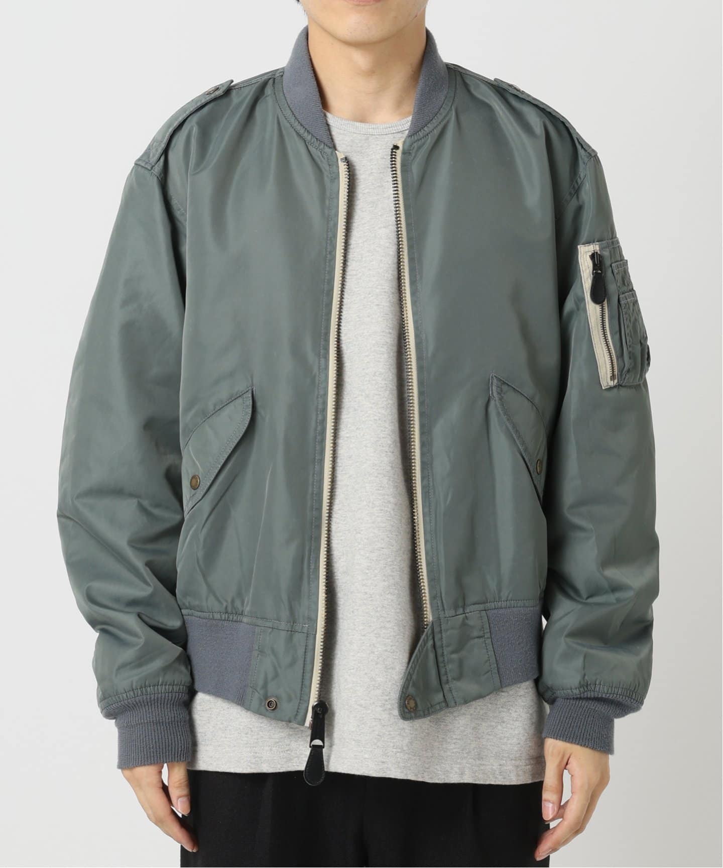 AVIREX / アヴィレックス 別注 L-2Bフライトジャケット（ミリタリー