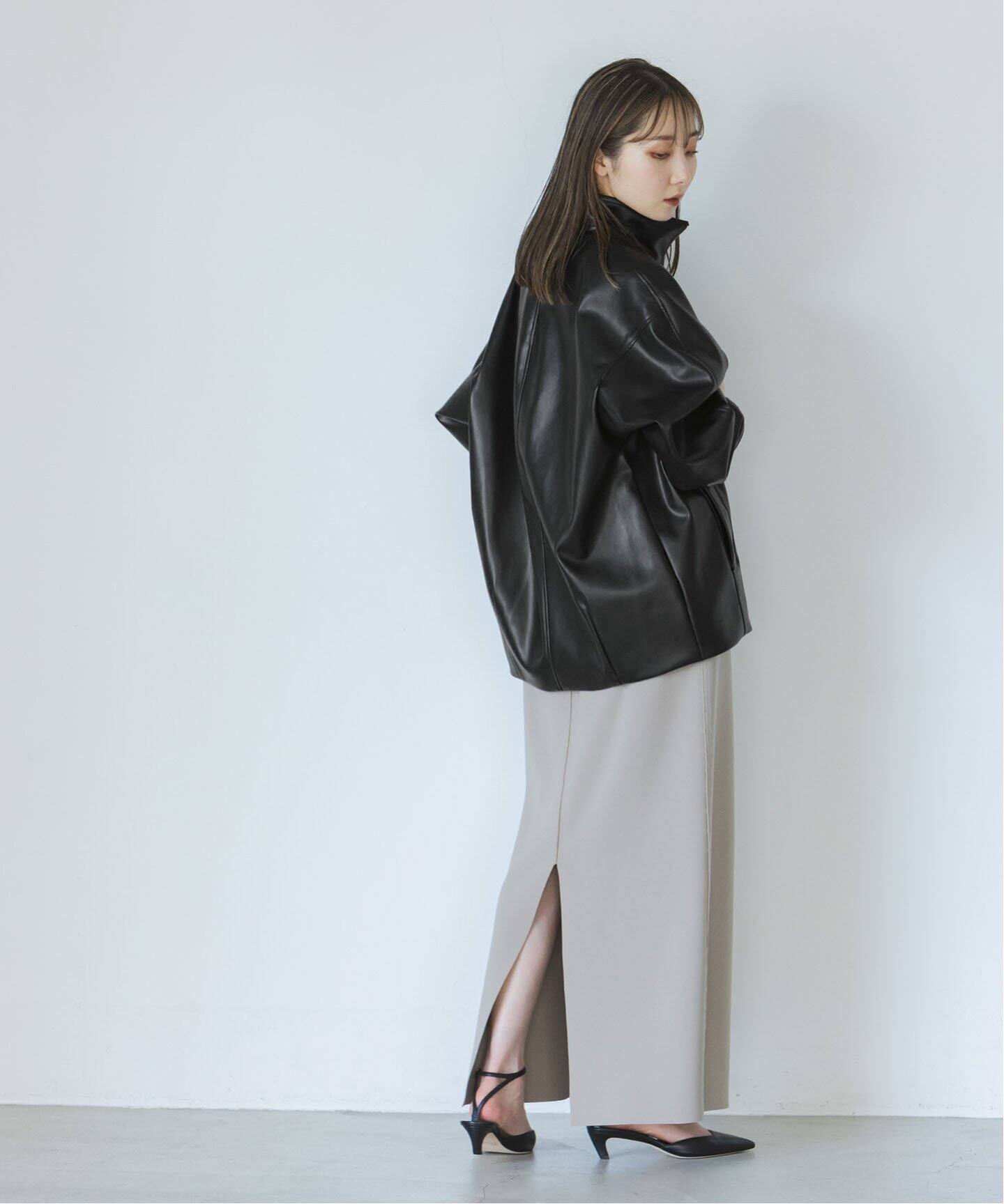 フェイクレザースタンドカラーコクーンブルゾン（その他ブルゾン