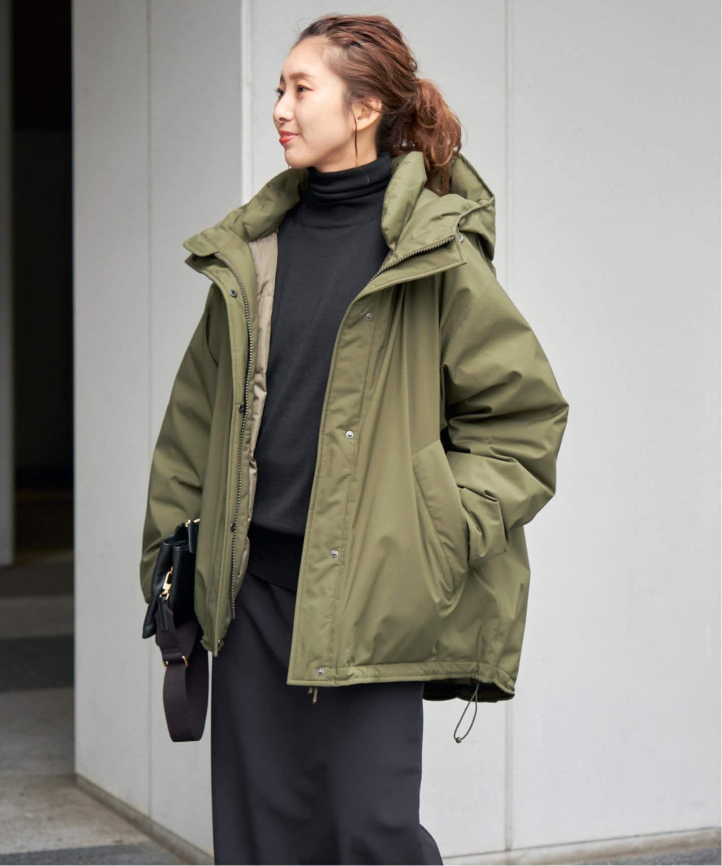 撥水フーデッドダウンハーフコート（ダウンジャケット）｜Spick and