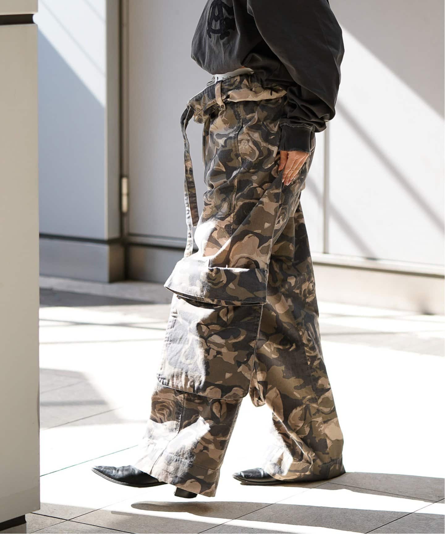 open yy カモフラカーゴパンツ