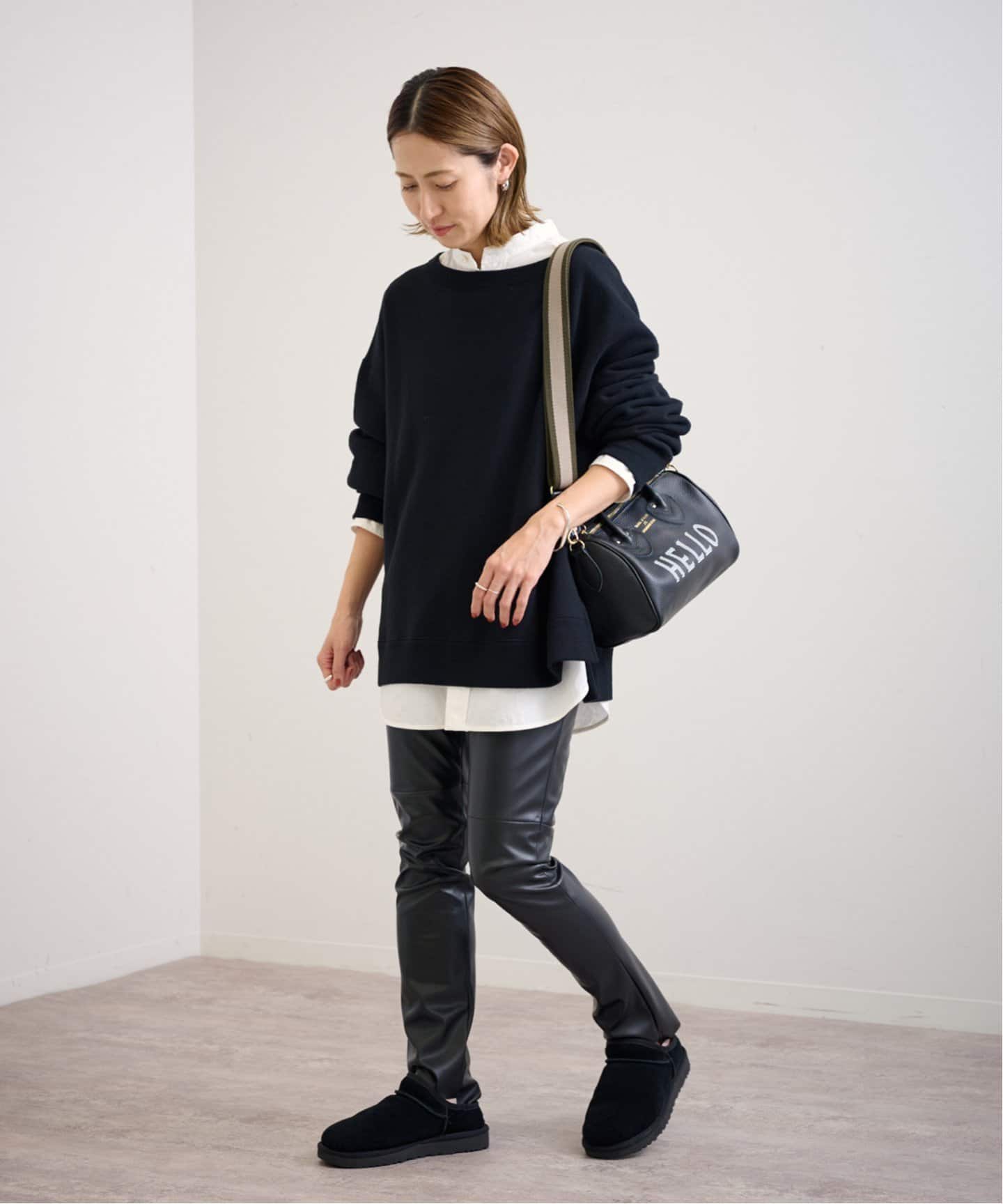 フェイクレザーレギンスパンツ（その他パンツ）｜FRAMeWORK（フレーム