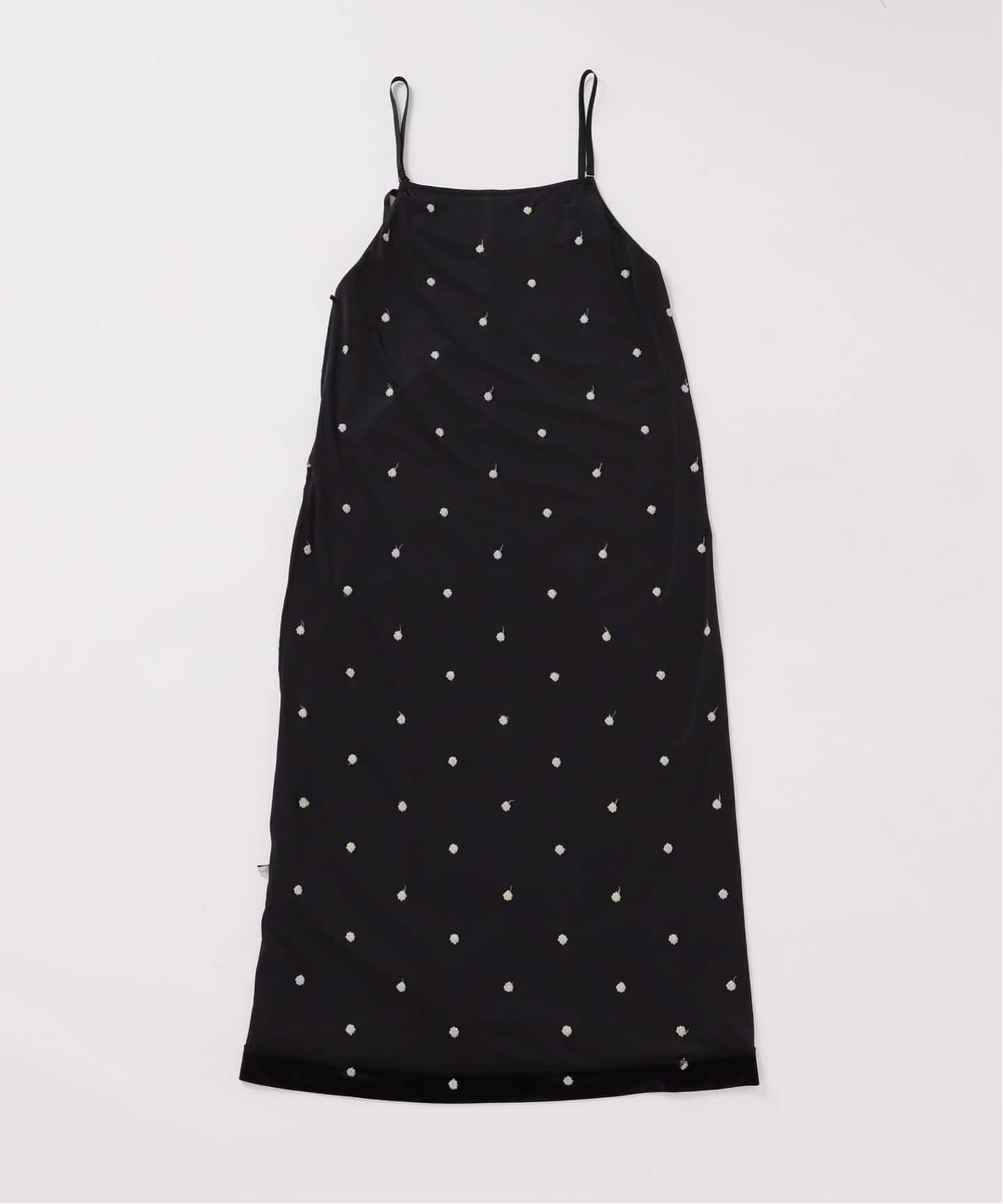 追加6》【WEB限定】手洗い可 / ベロアフラワー刺繍ワンピース