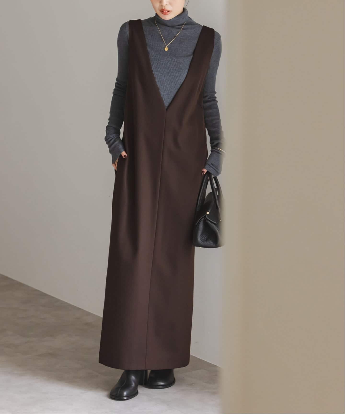 WEB限定追加》ストレートVネックワンピース（ワンピース）｜NOBLE