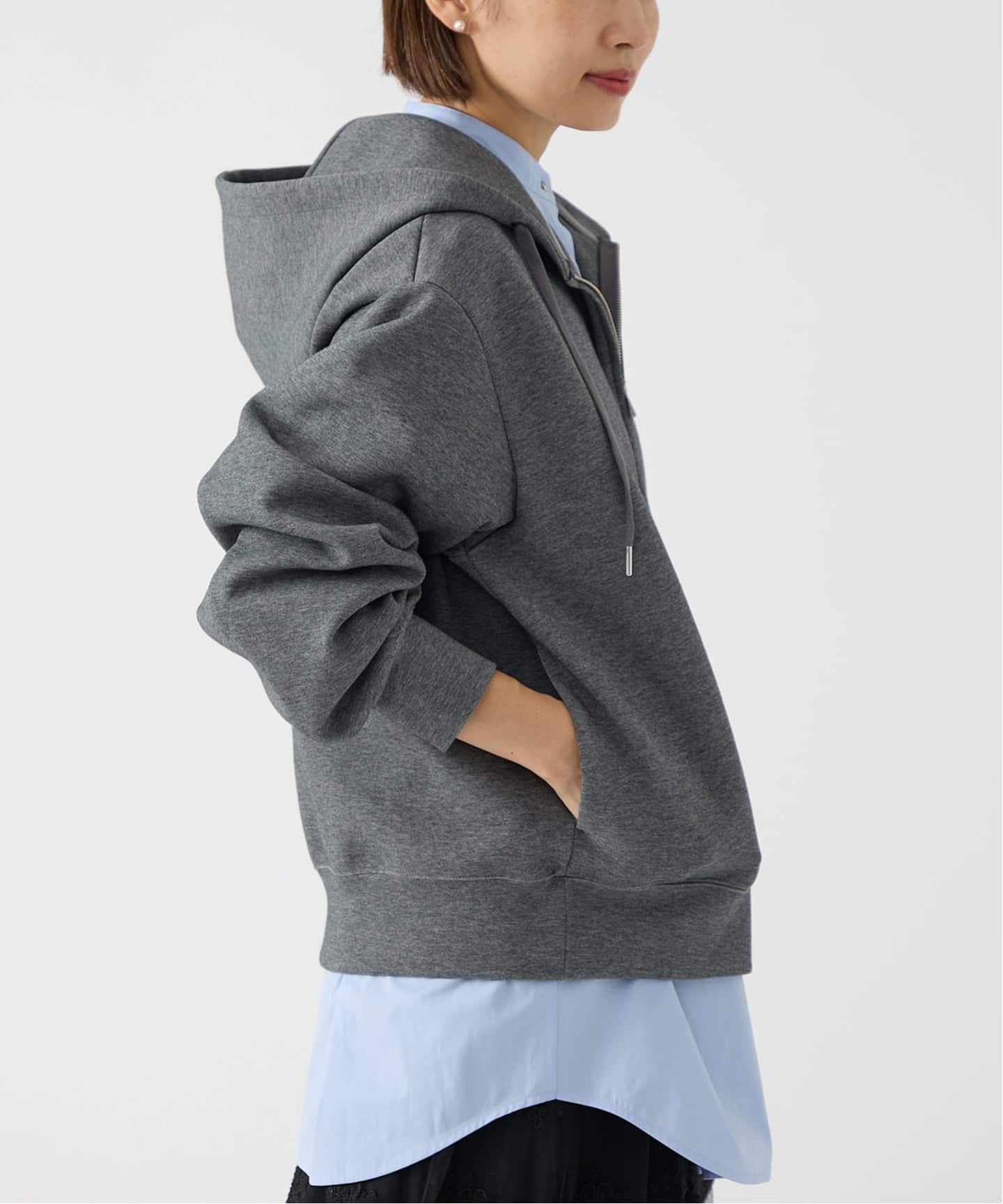 ベアWニットコンパクトジップアップフーディー（パーカー）｜IENA