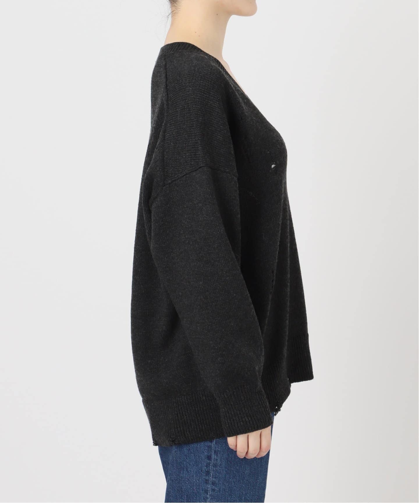 手洗い可 / ディープVネックダメージニット（ニット／セーター）｜B.C