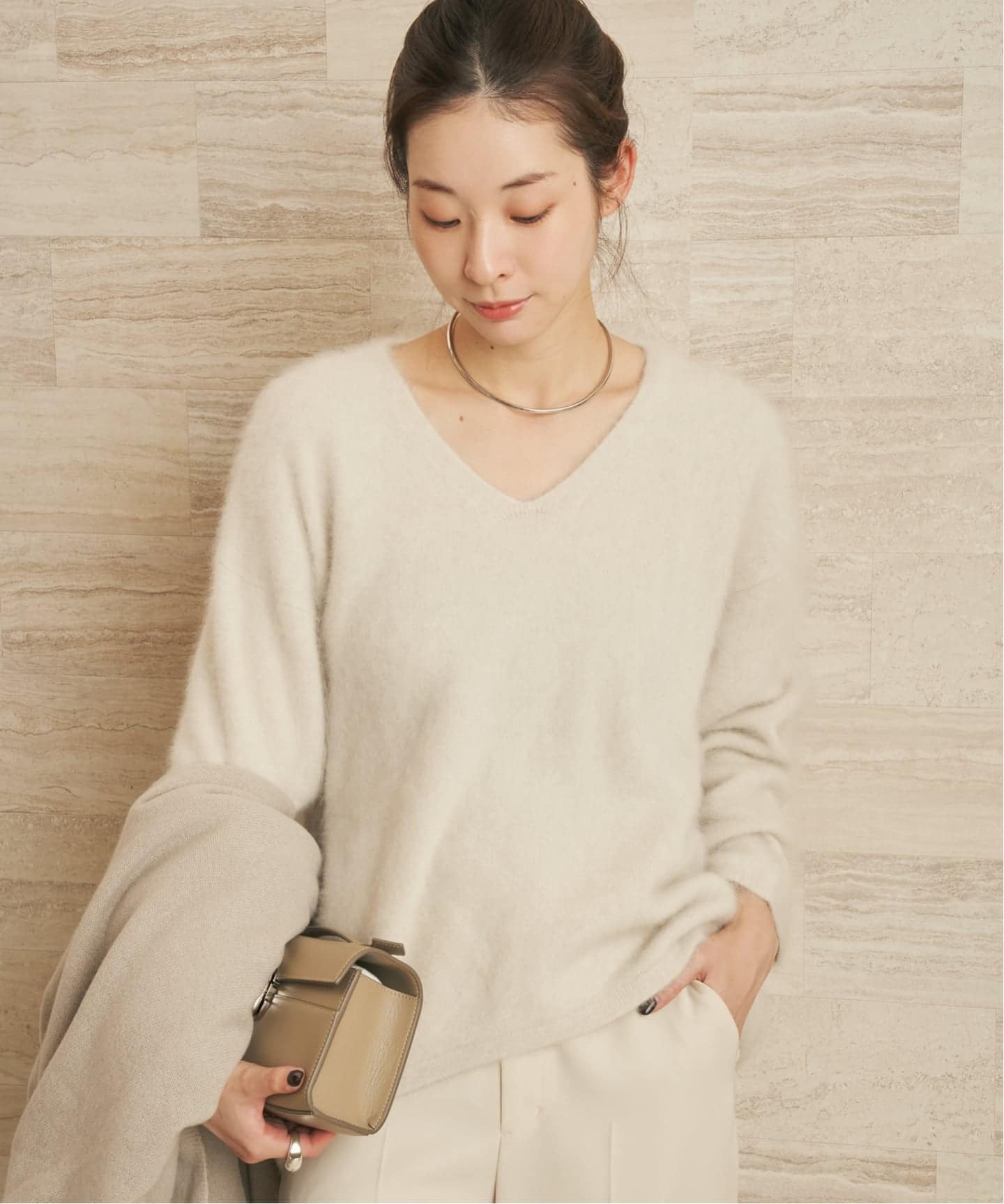 Light Fur V nuance プルオーバー（ニット／セーター）｜Plage