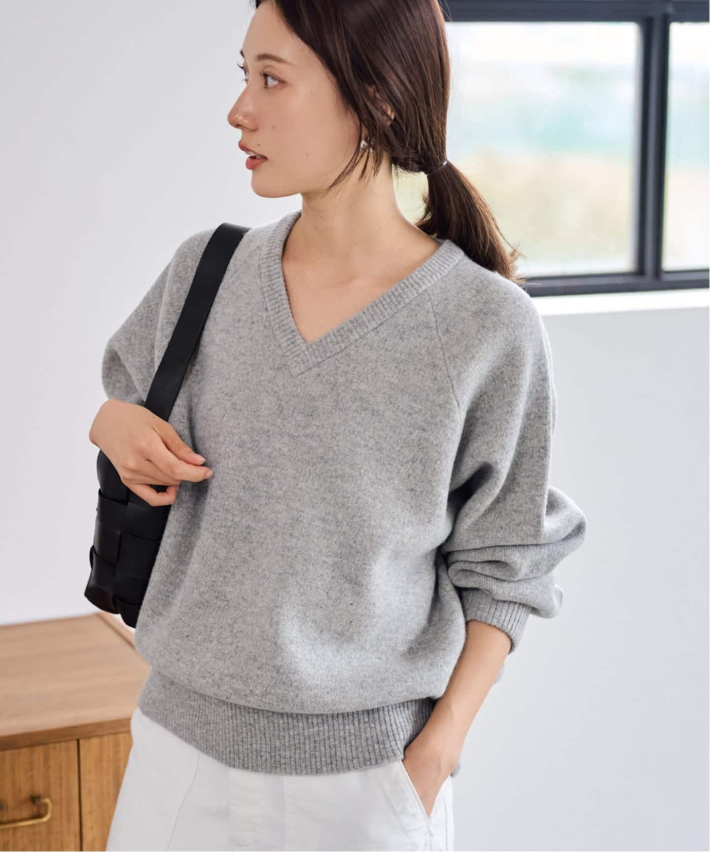 ≪WEB限定 / 追加≫AQUA Vネックプルオーバー（ニット／セーター