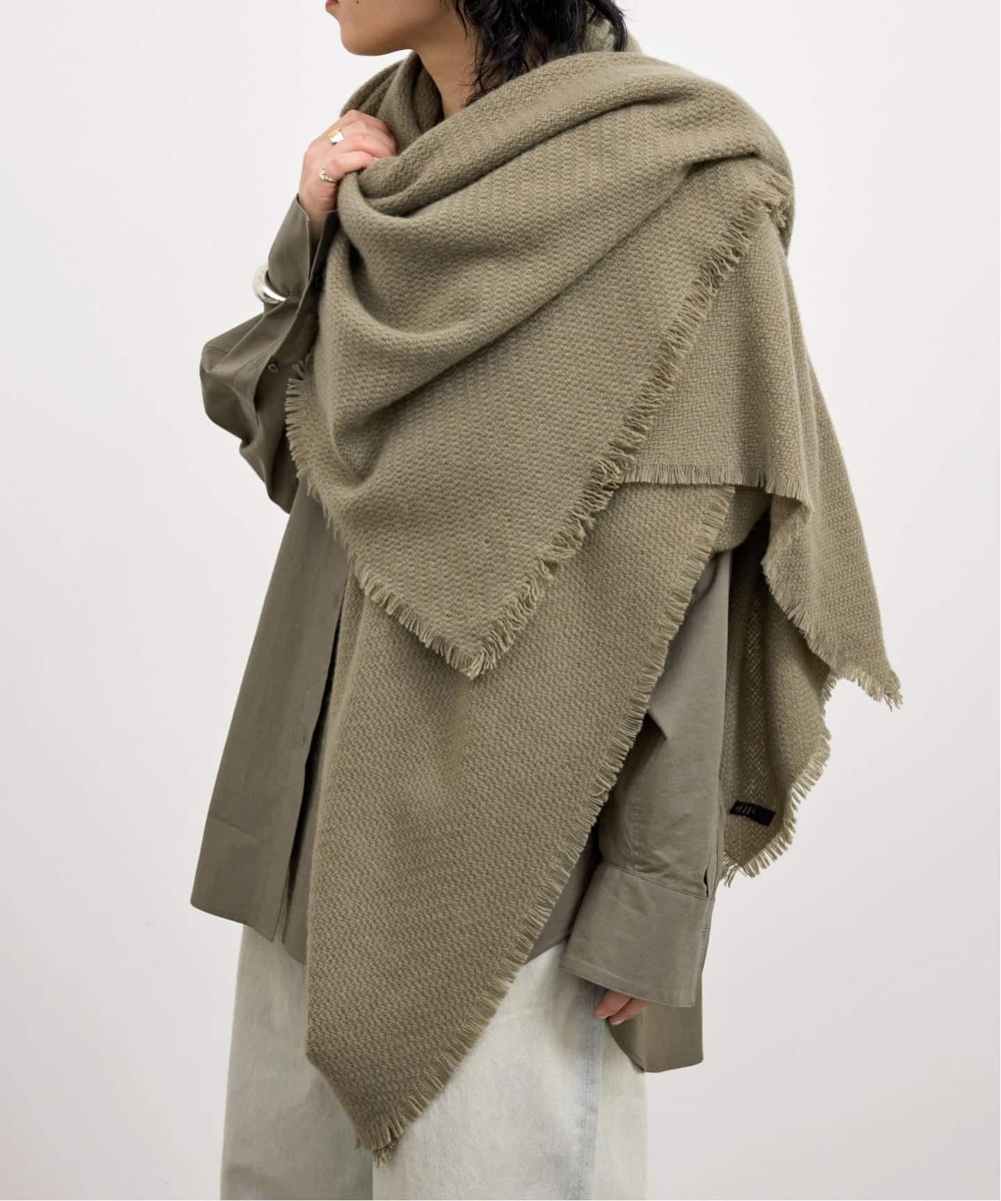 ALONPI/アロンピ】 CASHMERE STOLE（ストール）｜L'Appartement