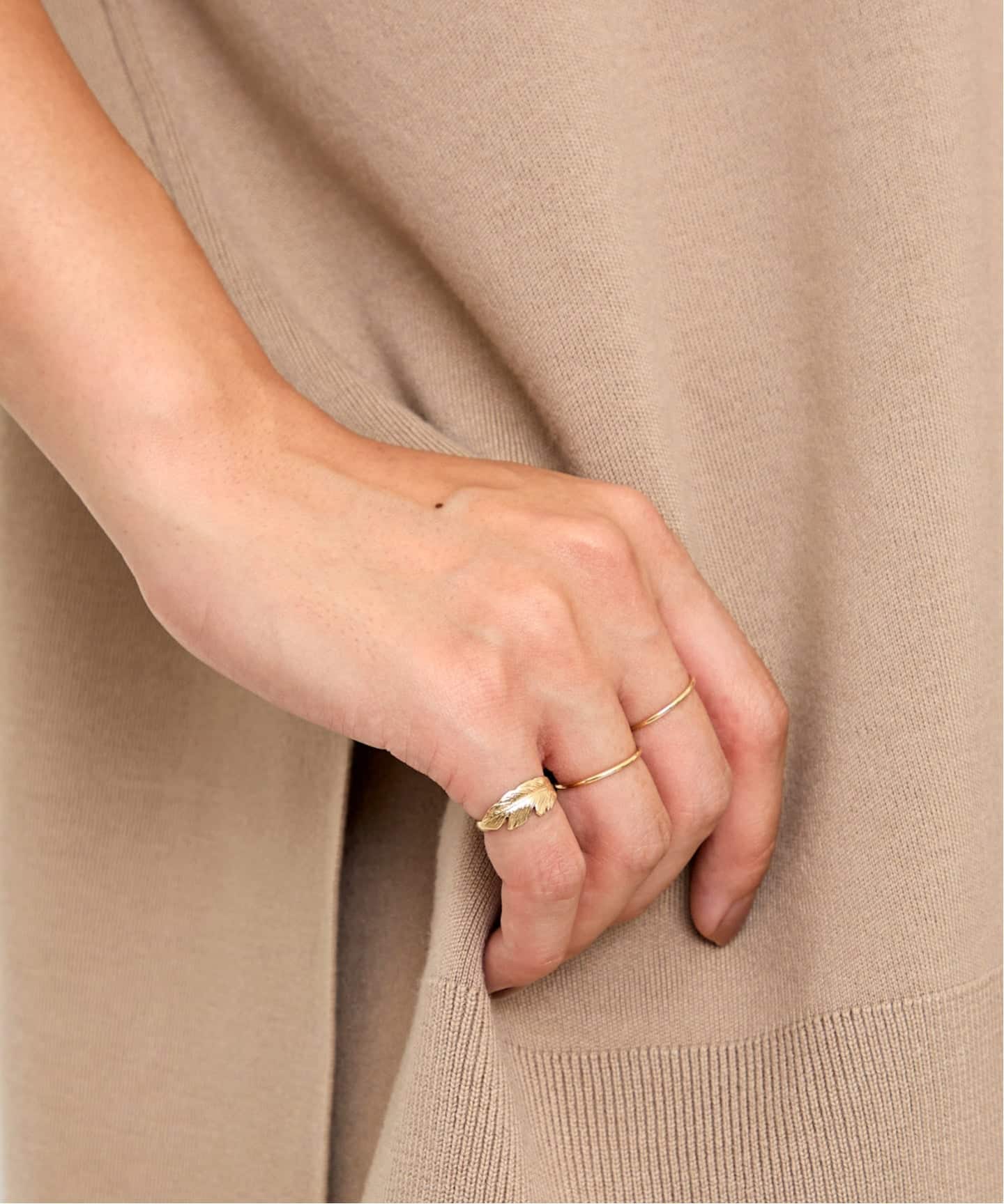 MANON JEWELRY/マノン ジュエリー】 Feather Pinky Ring 2.5（リング