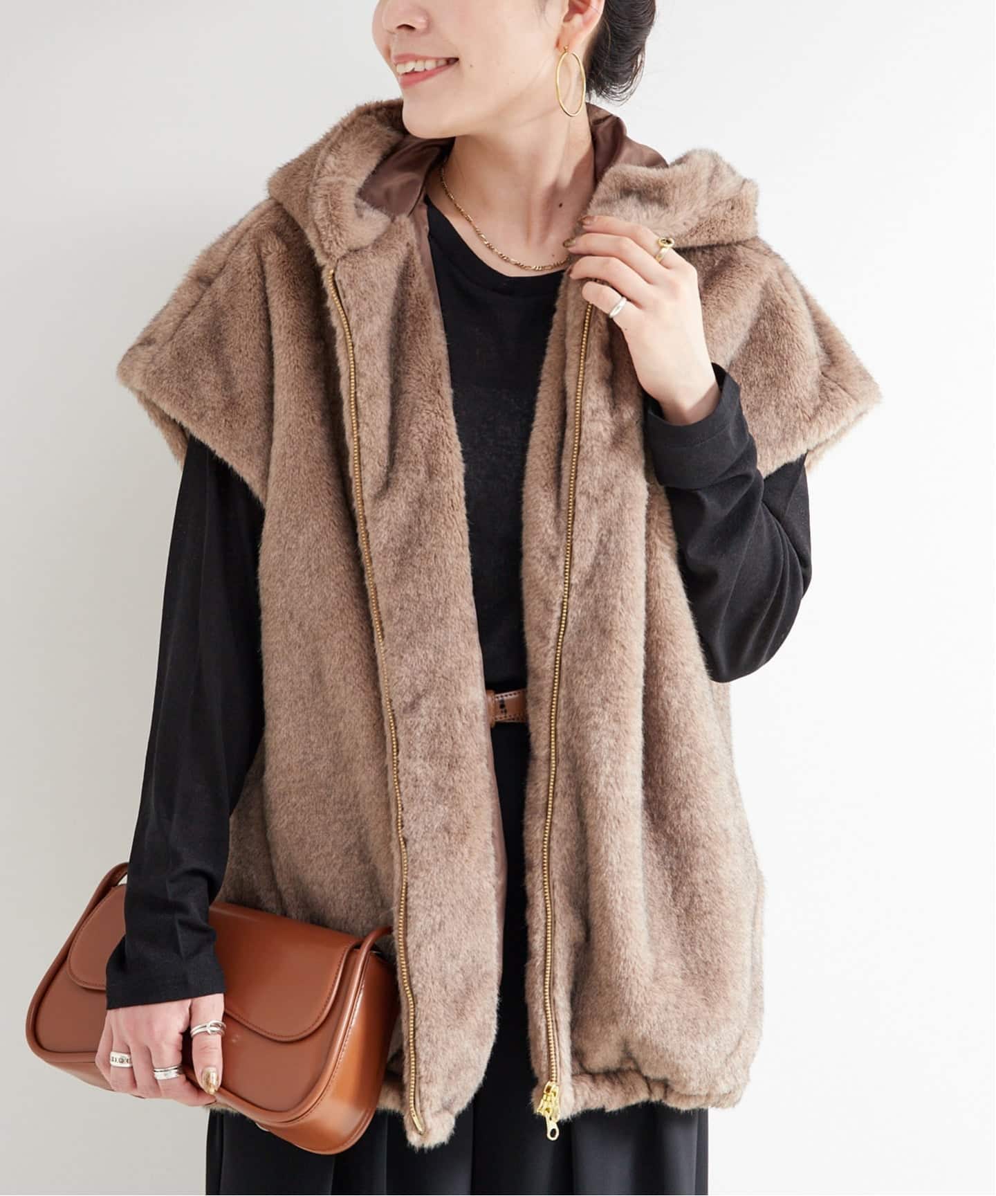 手洗い可 / フード付きミンク調ファーベスト（ベスト）｜B.C STOCK