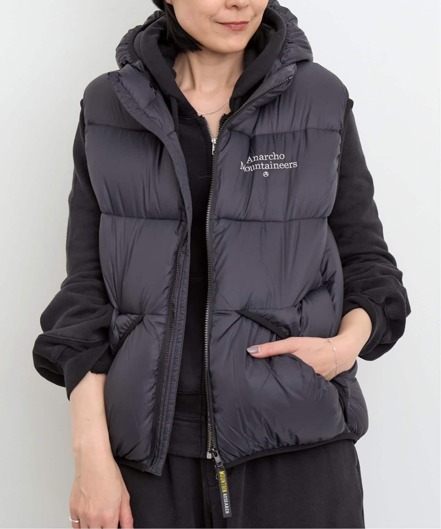 MOUNTAIN RESEARCH/マウンテン リサーチ】 PUFF VEST（ダウン・中綿