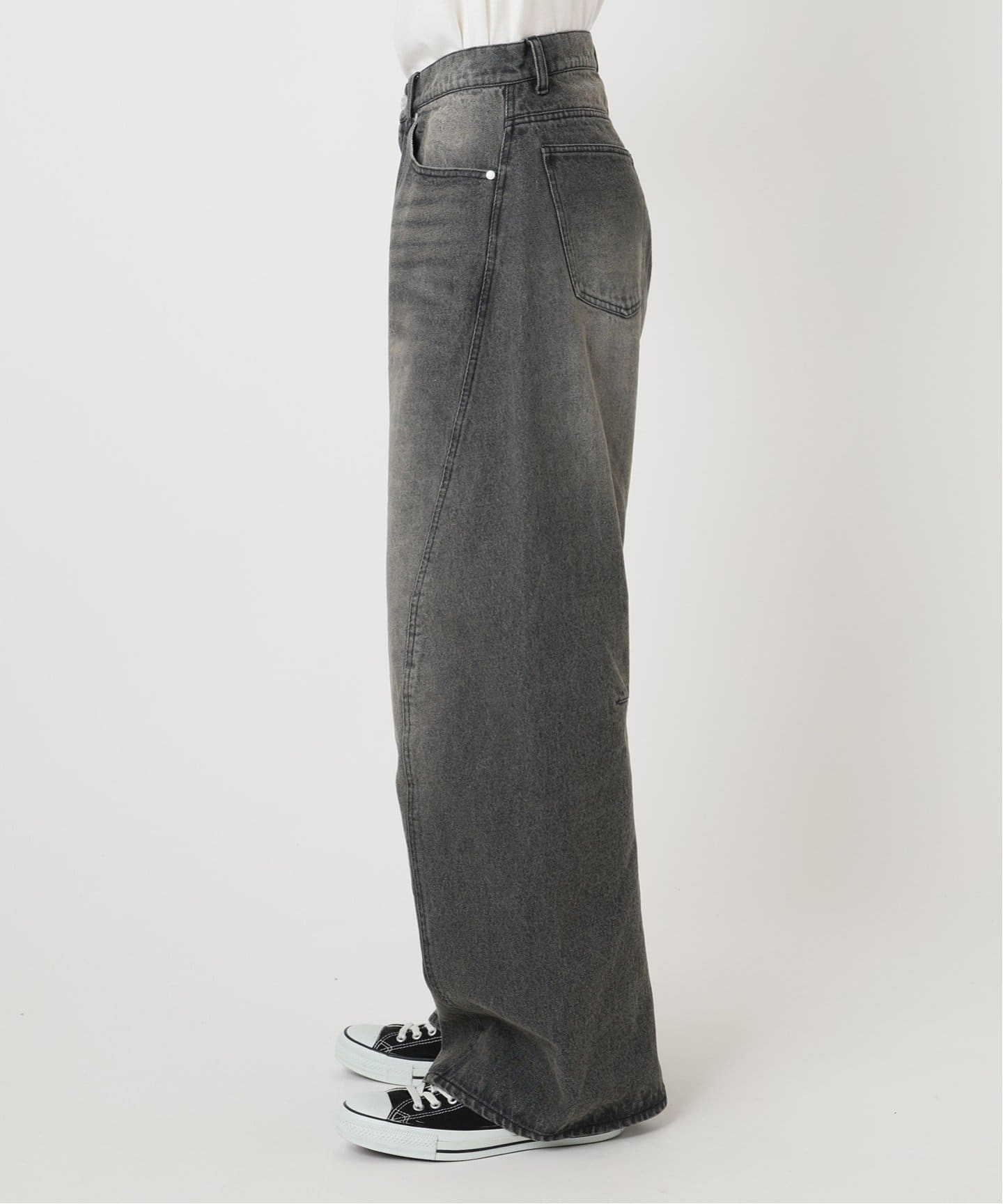 B.A.C.D] 3Dツイスト バギーデニムパンツ（デニムパンツ・ジーンズ