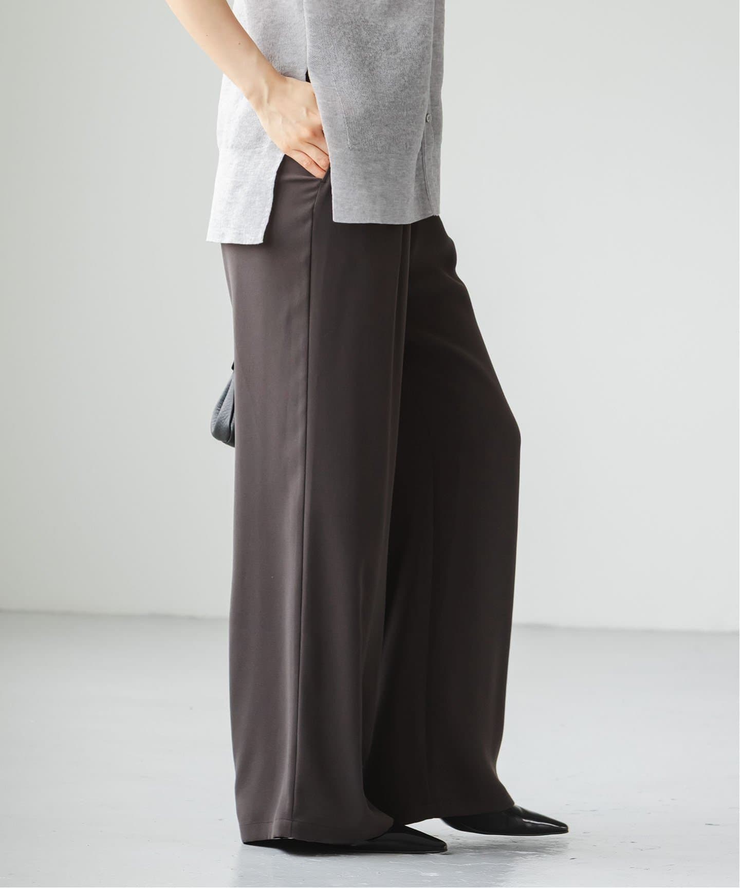 洗える】ライトジョーゼットドレープパンツ（スラックス）｜NOBLE
