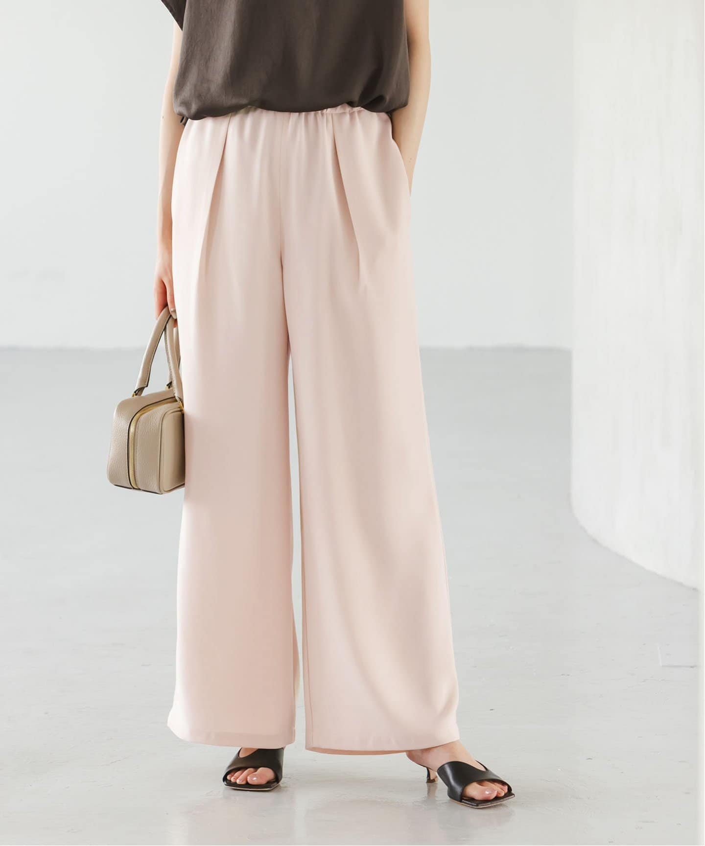 洗える】ライトジョーゼットドレープパンツ（スラックス）｜NOBLE