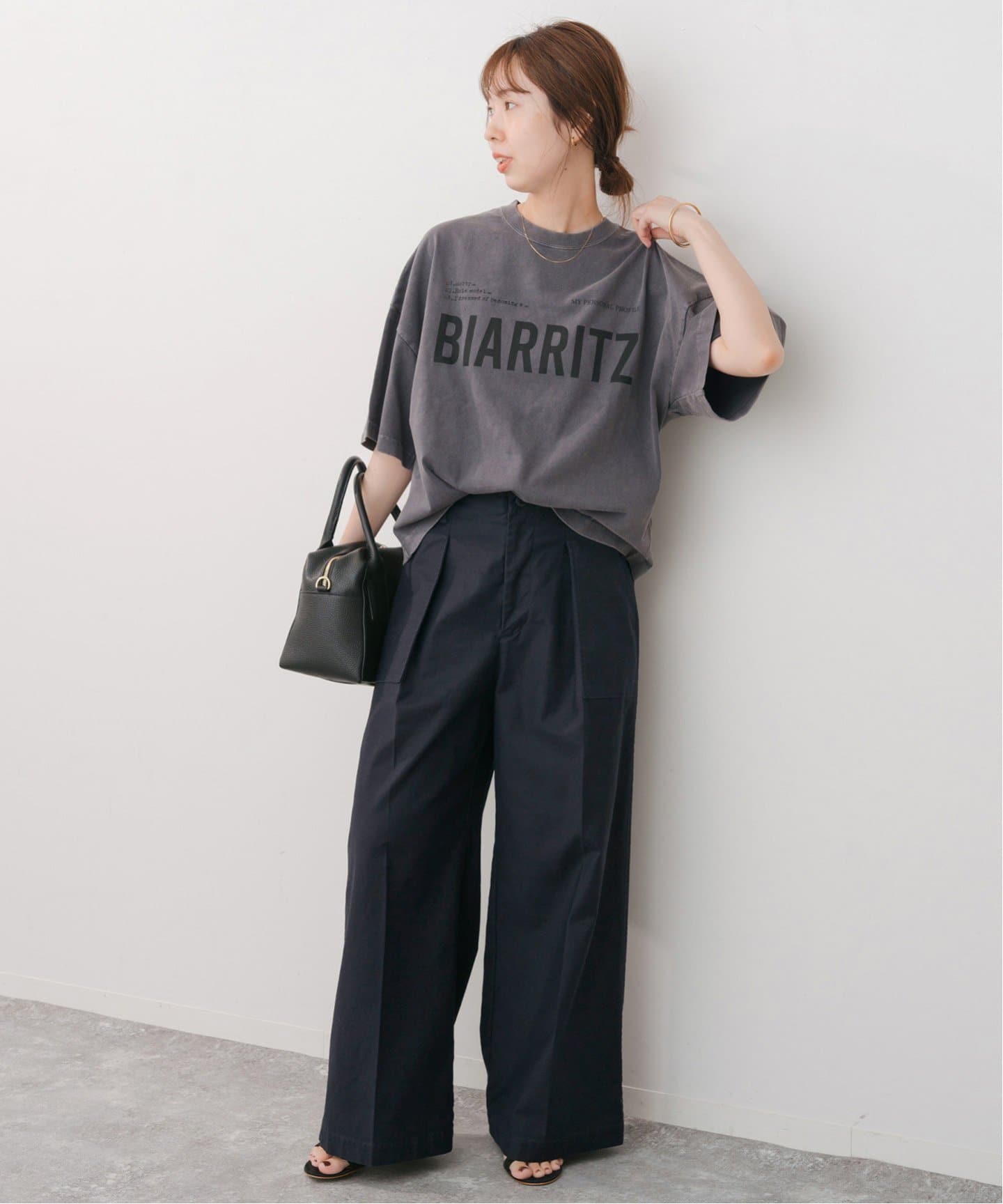 バックサテンカーゴワイドパンツ（カーゴパンツ）｜Spick and Span