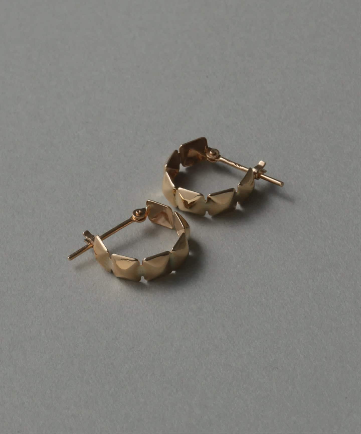 スタッズフープピアス K10（両耳）（ピアス（両耳用））｜Lilas（リラ