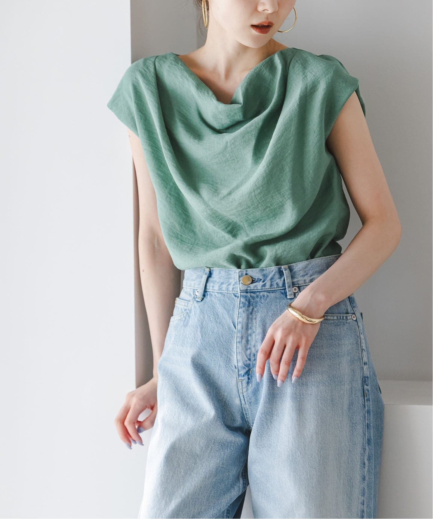 予約》ファジーリネンタックショルダーブラウス（シャツ／ブラウス