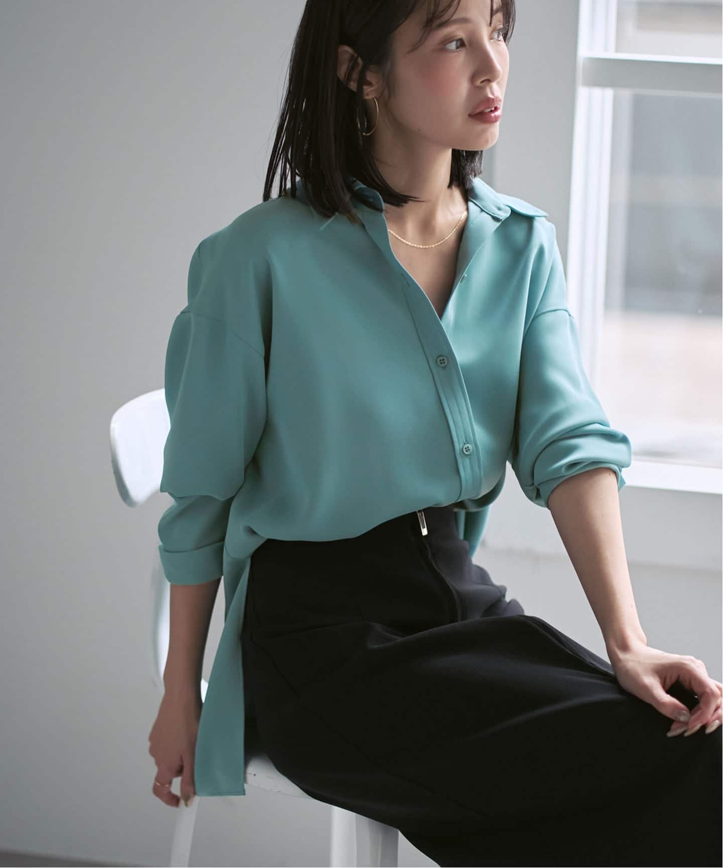 追加》シーズンカラープレーンシャツ（シャツ／ブラウス）｜NOBLE