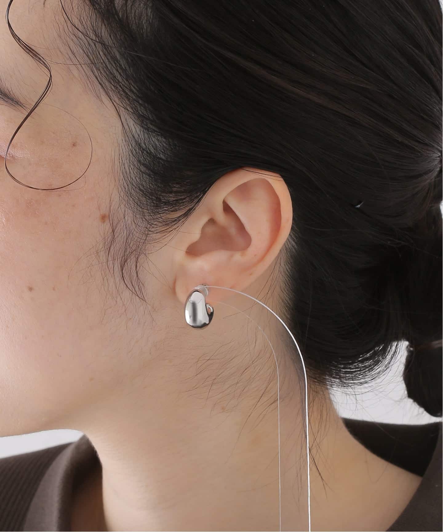 MARIA BLACK/マリアブラック】 Tryvann Pillow Earring Silver：ピアス