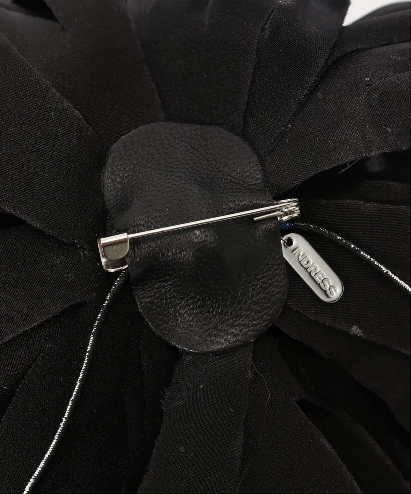 INDRESS/インドレス】 SILK FLOWER BROOCHES（その他ファッション小物