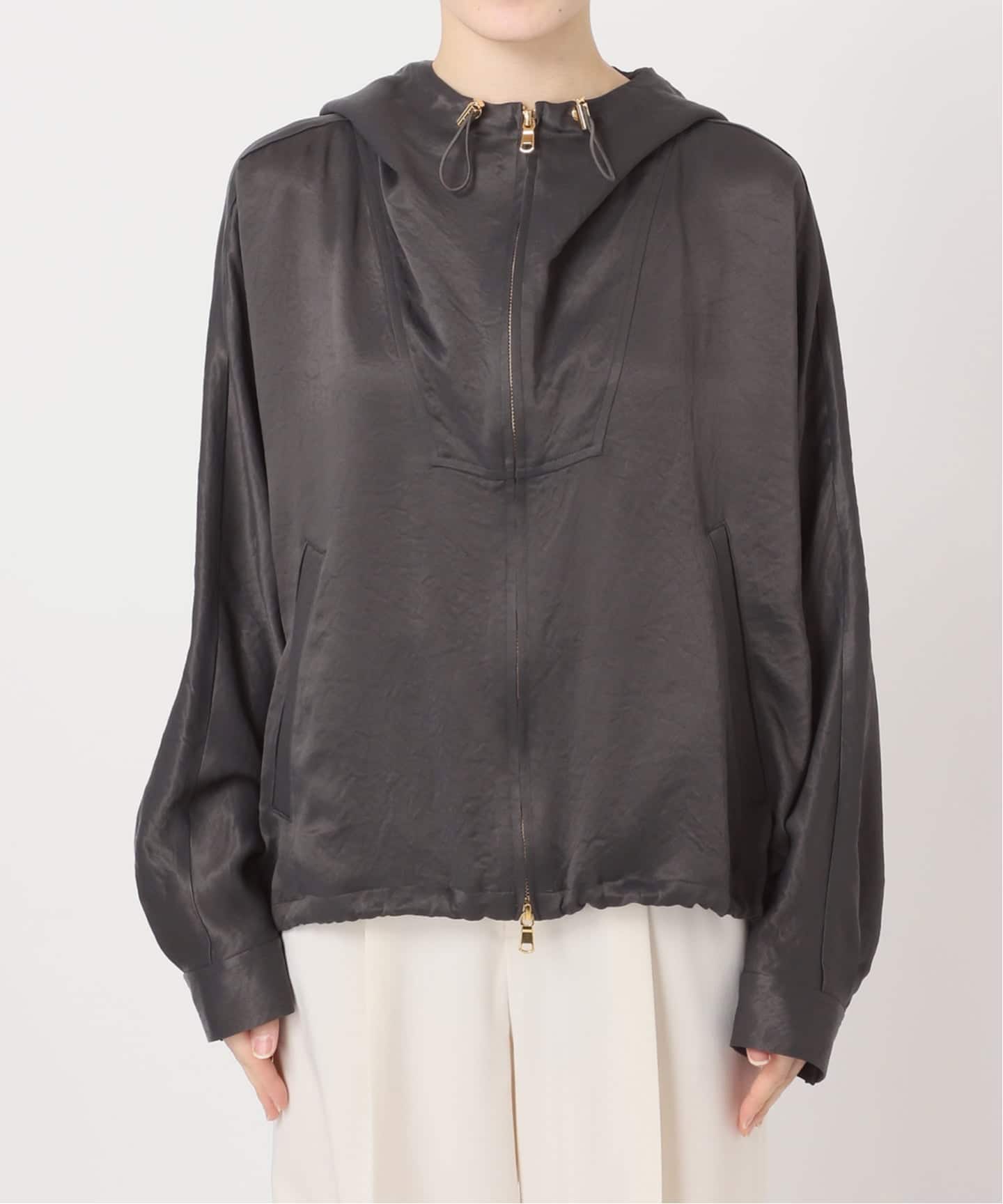 予約》ミルキーサテンアノラックパーカー（その他ブルゾン／アウター