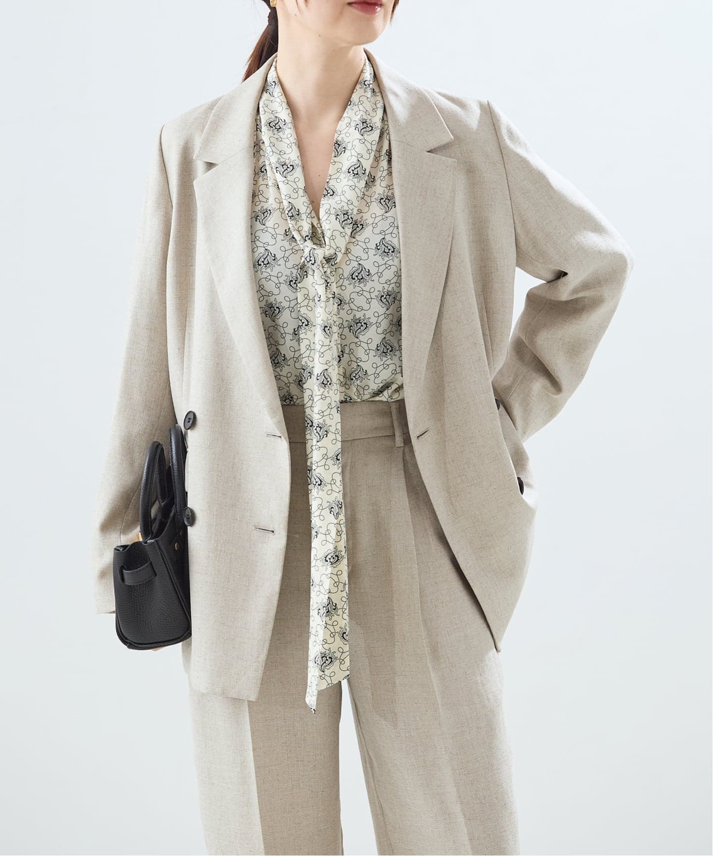 予約》アイアスダブルブレステッドジャケット（テーラードジャケット