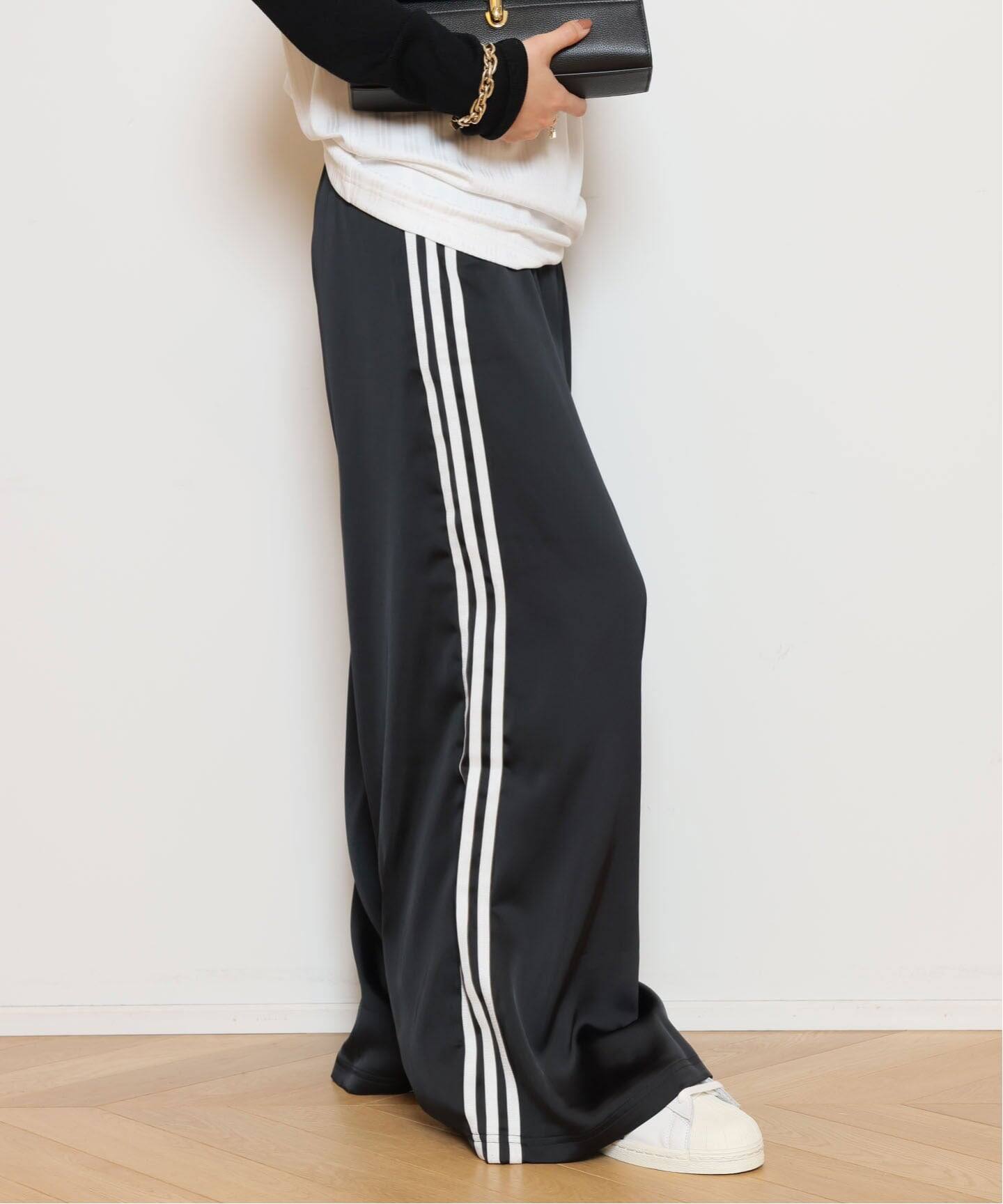 ADIDAS/アディダス】SATIN WIDE LEG TRACK パンツ（BLACK）（ジャージ