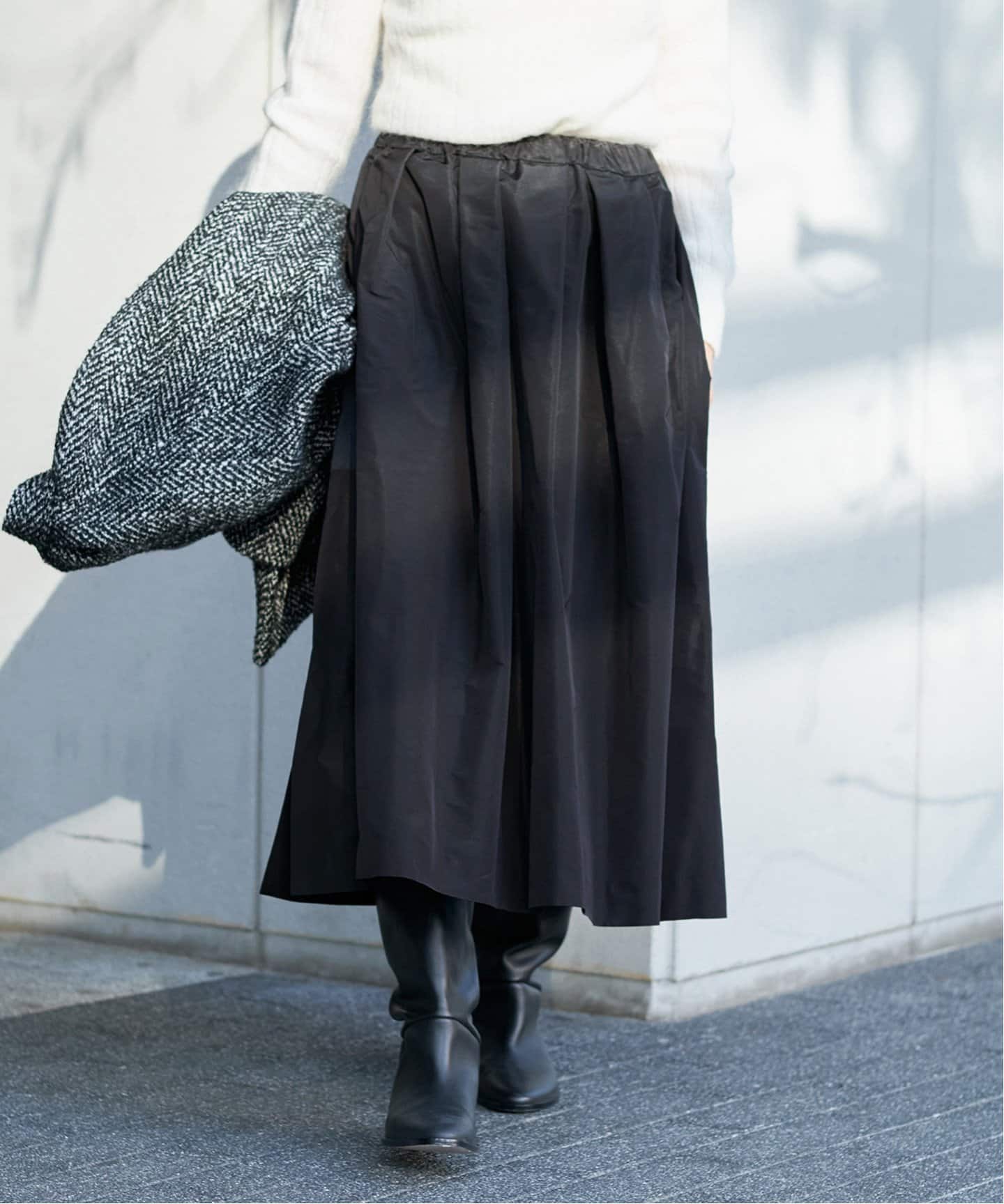 タフタランダムタックスカート（ロング・マキシ丈スカート）｜IENA