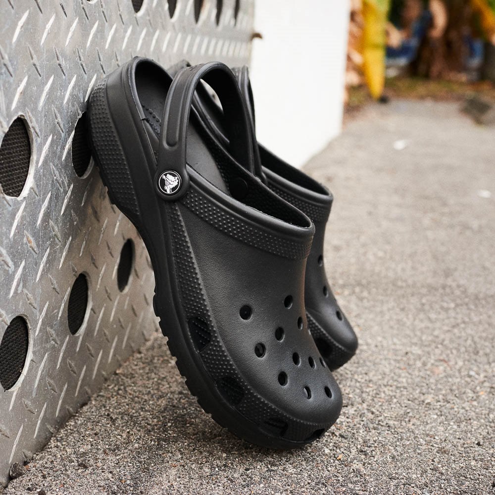 Crocs Classic Clog - Black | Journeys